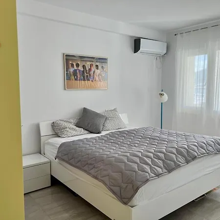 White Sidesea View Апартаменты *